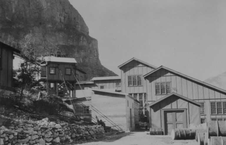 Monarch Mine and Mill, Field, BC (Sep 1935)